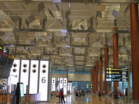 �¼������˙C����2015�깲�Ӵ�5544.9�f�ο�